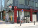 郵便局　ビルお隣り、徒歩３秒！